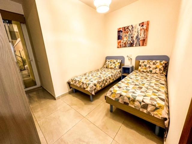 Апартаменты Sliema Jacuzzi Flat Экстерьер фото